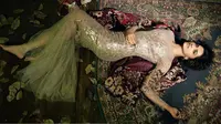 Gaun Tembus Pandang Deepika Padukone Sihir Mata Lelaki