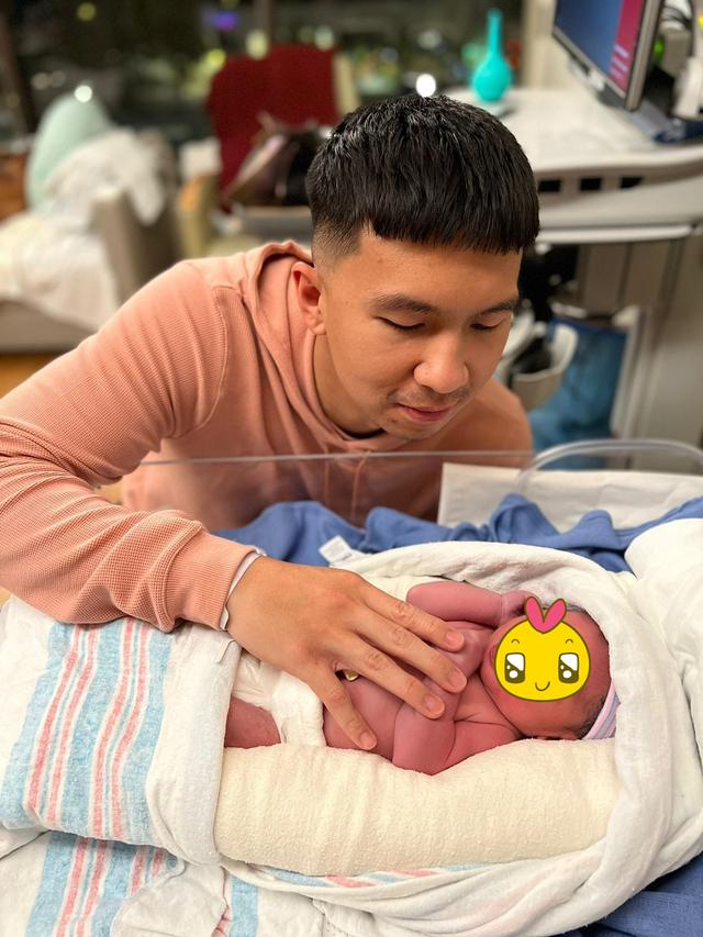 Resmi Jadi Ibu, Ini 5 Momen Detik-detik Nikita Willy Melahirkan di Amerika Serikat