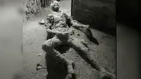 Korban letusan Gunung Vesuvius ini tewas pada tahun 79 Masehi. Netizen menilai pria tersebut tengah melakukan masturbasi di detik-detik kematiannya (Instagram/@pompeii_parco_archeologico)