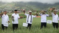 Mentan SYL pada kegiatan tersebut di Nagari/Desa Sungai Nanam, Kecamatan Lembah, Kabupaten Solok, Rabu (14/6)/Istimewa.