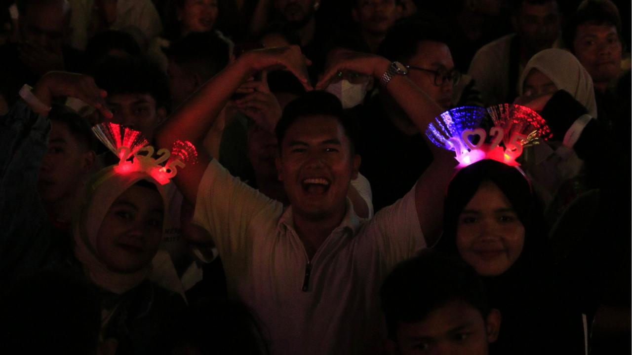 Malam Tahun Baru 2025 di Bundaran HI