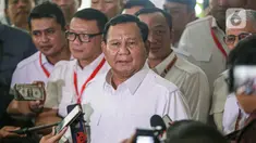 Ketua Umum Partai Gerindra Prabowo Subianto hadir dalam Rapat Pimpinan Nasional (Rapimnas) di Jakarta International EXPO (JI EXPO), Kemayoran, Jakarta, Senin (23/10/2023). Rapimnas yang berjalan tertutup tersebut membahas mengenai Wali Kota Solo Gibran Rakabuming Raka sebagai calon wakil presiden untuk mendampingi Prabowo Subianto dalam Pilpres 2024. (Liputan6.com/Faizal Fanani)