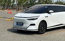 Uji Coba Xpeng X9, Bakal Saingi Denza D9?