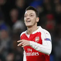 Gelandang Arsenal Mesut Ozil (Reuters)