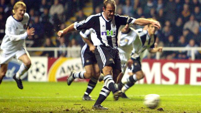 Newcastle United Vs Dynamo Kiev di Liga Champions 2002/2003