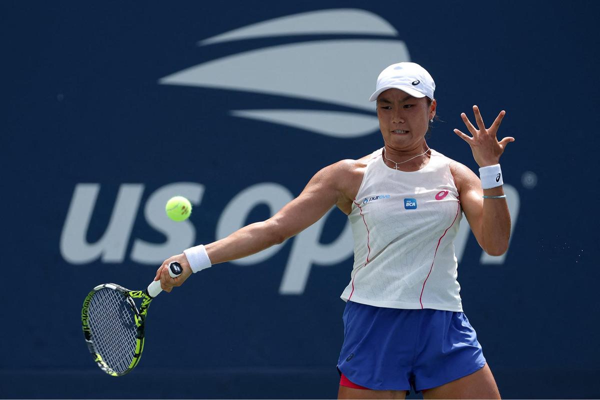 FOTO: Petenis Indonesia Janice Tjen Ukir Sejarah, Lolos ke Babak Kedua US Open 2025