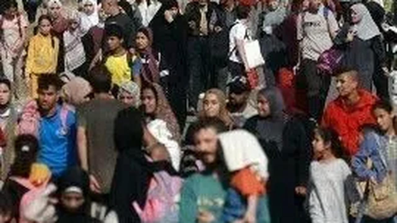 Perpisahan Haru Dokter Palestina dengan Keluarganya, "Tidak Ada Jalan Keluar di Sini. Seluruh Gaza Tidak Aman"