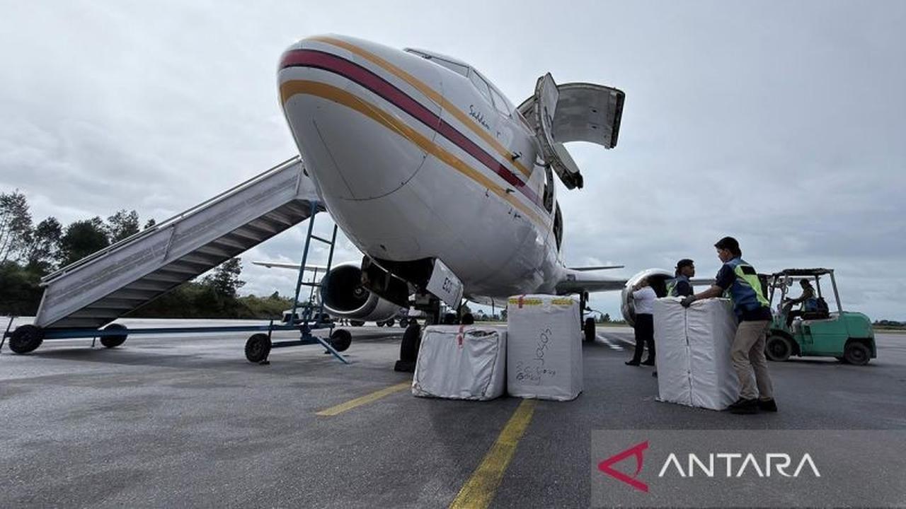 Kemensos Terbangkan Bantuan Darurat ke Aceh, Sumut, dan Sumbar Pasca Bencana