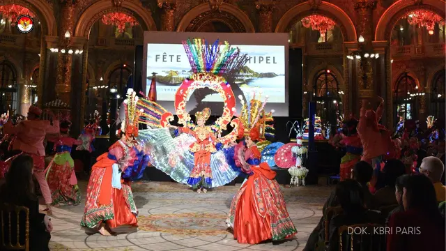Tari Betawi Kembang Batavia