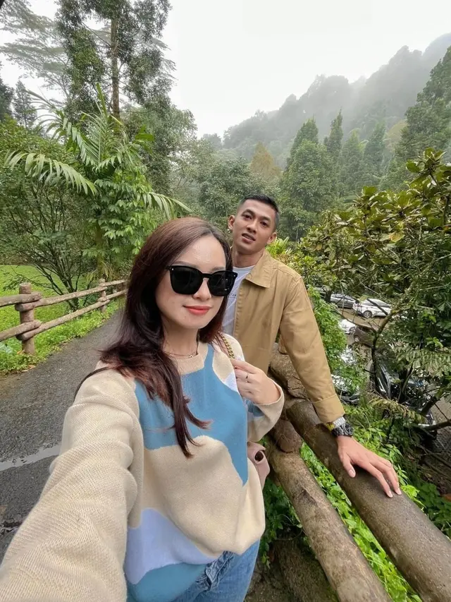 Ulfi Damayanti Putri Elly Sugigi