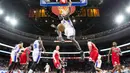 Pebasket Philadelphia 76ers, JaKarr Sampson memasukan bola pada laga NBA melawan Chicago Bulls di Wells Fargo Center, USA, Selasa (10/11/2015). (USA Today Sports/Bill Streicher)