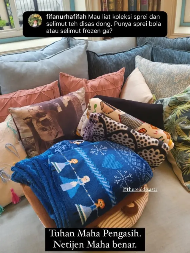 Sudut rumah Dian Sastrowardoyo