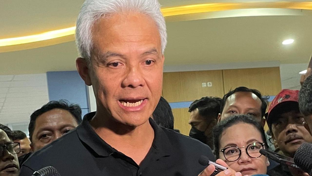 Baliho dan Spanduknya Dicopot di Sejumlah Daerah, Ganjar: Spiritnya Tidak Bisa Dihabisi