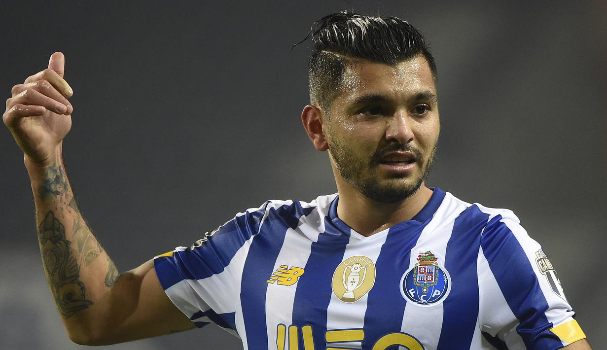 Penampilannya yang gemilang bersama FC Porto, Jesus Corona sekarang memiliki harga yang tinggi dengan nilai Rp 510 Miliar. (Foto: AFP/Miguel Riopa)