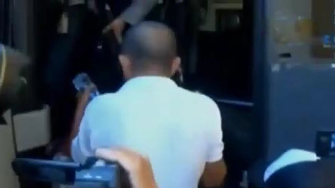 VIDEO: Curiga Tunda Jadwal Sidang, Hakim Tipikor Kena OTT KPK 