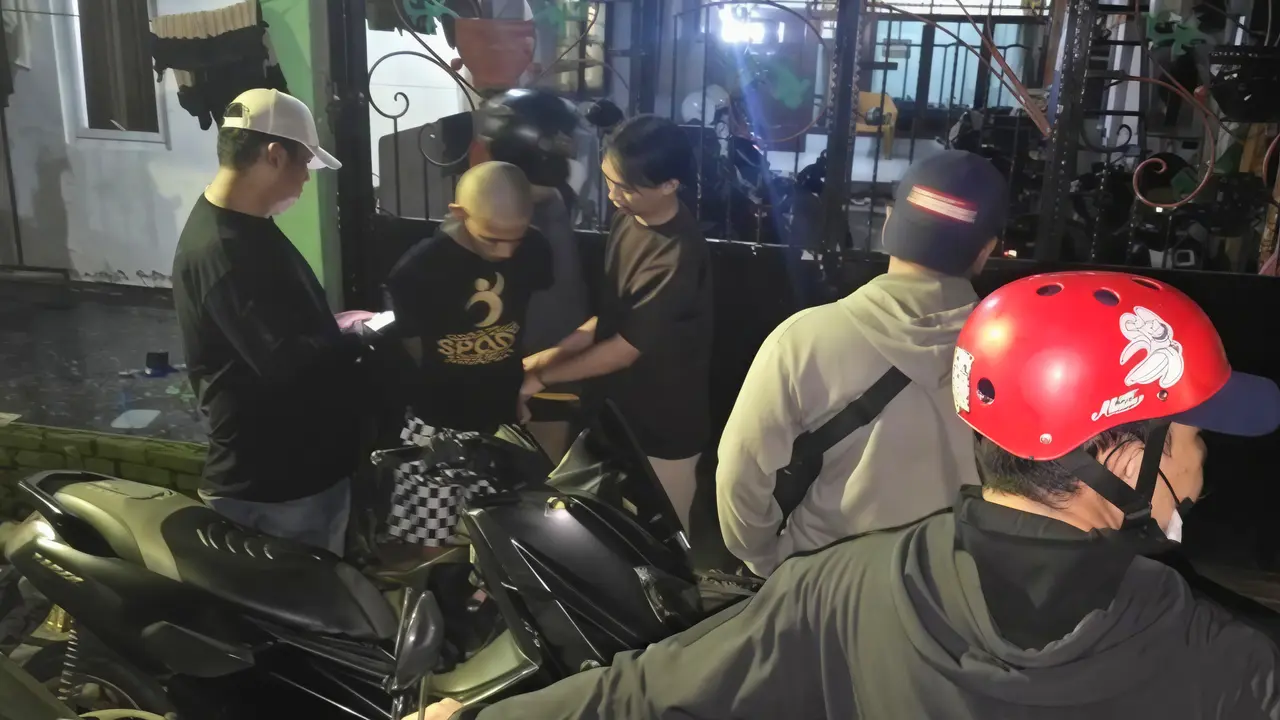 Polisi tangkap anggota geng motor 'Calon Imam' yang serang warga Makassar pakai busur panah
