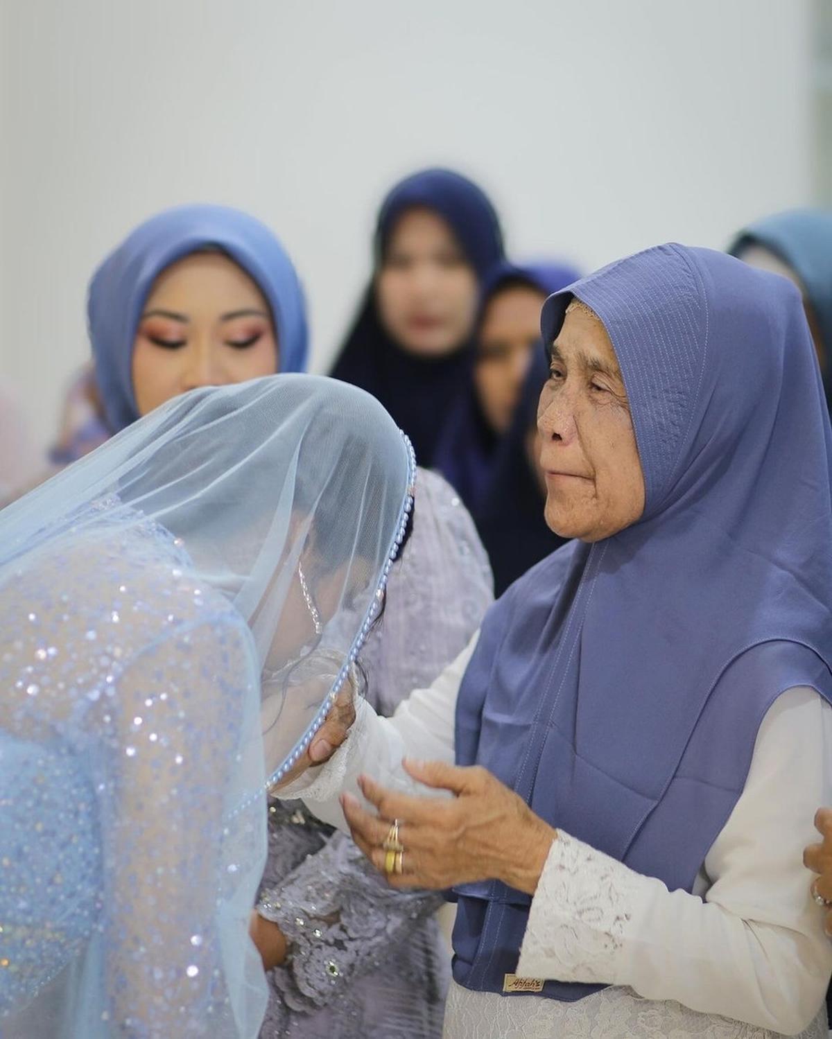 Minta Izin Ke Keluarga