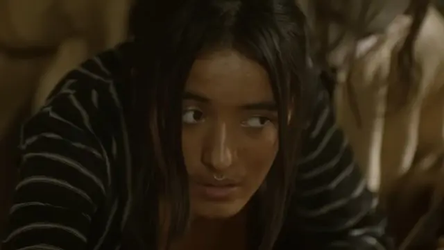 Mawar De Jongh dalam film Para Betina Pengikut Iblis (YouTube/Falcon)