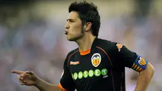 Gaya striker Valencia, David Villa seusai mencetak gol ke gawang Real Valladolid dalam lanjutan La Liga yang berlangsung di Jose Zorrilla Stadium, 13 September 2009. Valencia unggul 4-2. AFP PHOTO/Pedro ARMESTRE. 
