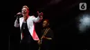 Penampilan penyanyi asal Irlandia, Ronan Keating pada acara The 90's Festival di Gambir Expo Kemayoran, Jakarta, Sabtu (10/8/2024). (Liputan6.com/Herman Zakharia)