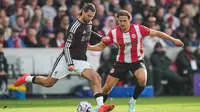 Kemenangan Liverpool di Kandang Brentford Diwarnai Cedera Szoboszlai dan Frimpong