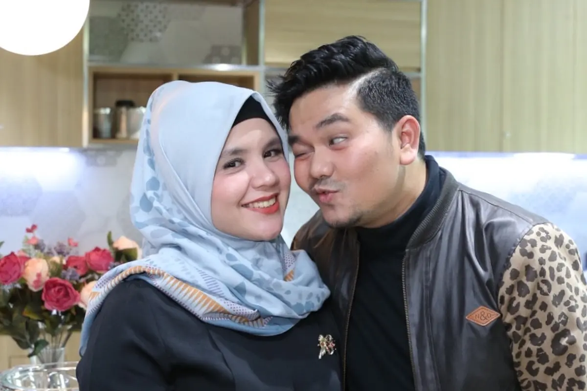 [Fimela] Indra Bekti dan Aldila Jelita