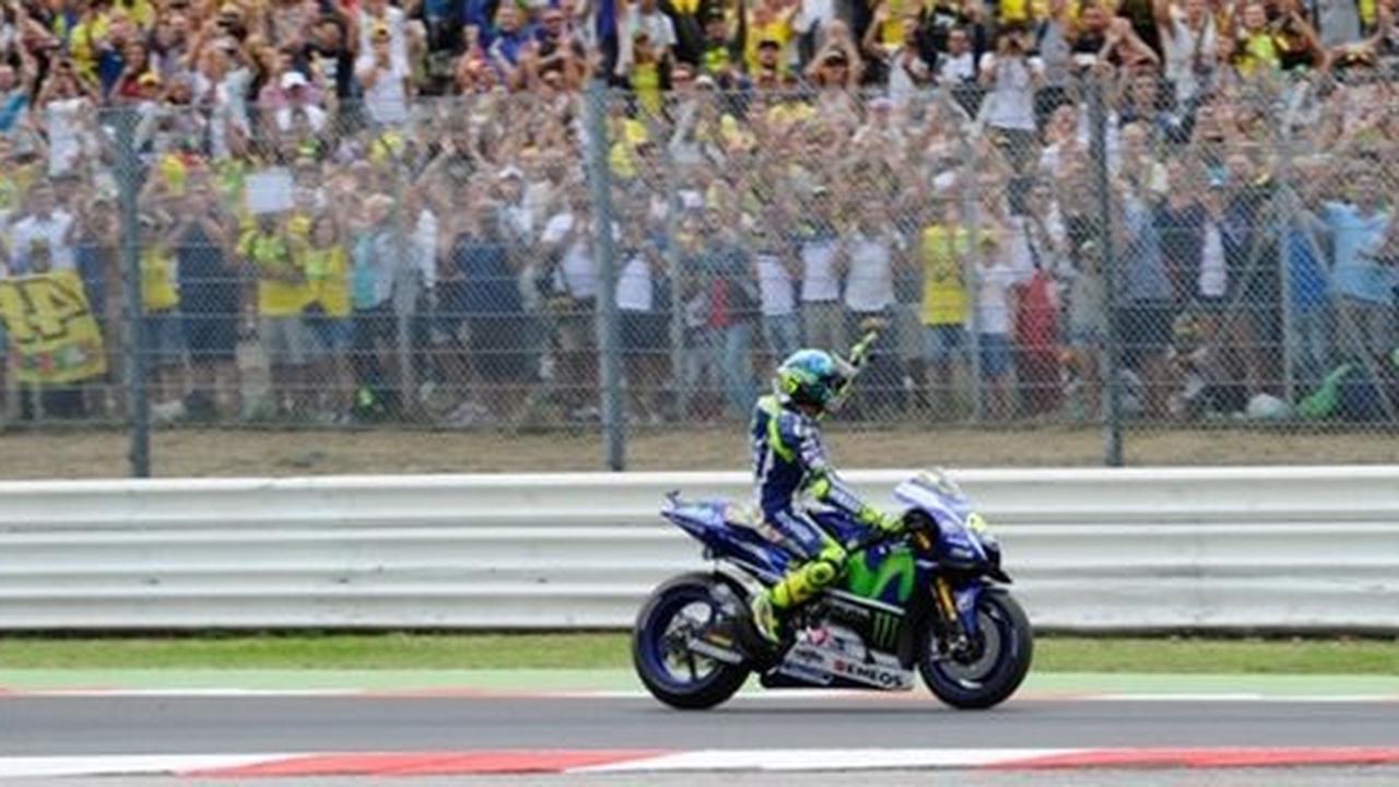 Rossi untuk pertama kali gagal podium di 2015