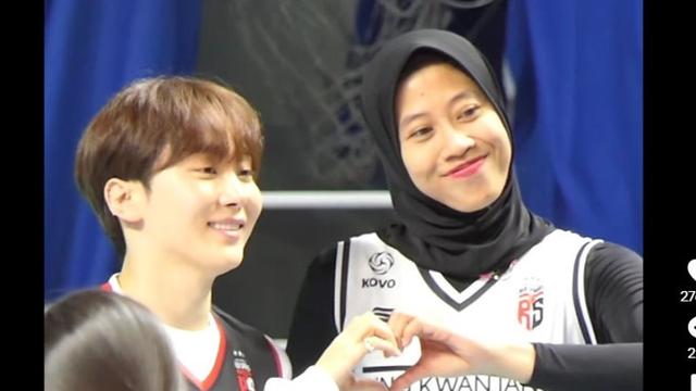 Bikin Iri Warganet,  Pemain Voli Indonesia Megawati Hangestri Foto dan Tos Bareng Seungkawan Seventeen Sudah Kayak Bestie.  foto: TikTok @f4irynjm_