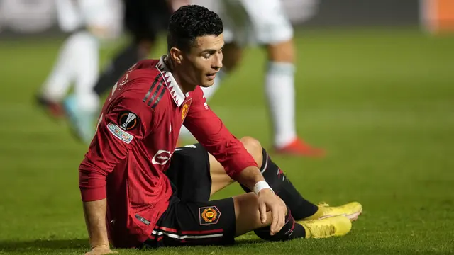 Foto: Frustrasinya Cristiano Ronaldo saat Gagal Cetak Gol ke-700 saat MU Hanya Menang Tipis atas Omonia di Liga Europa