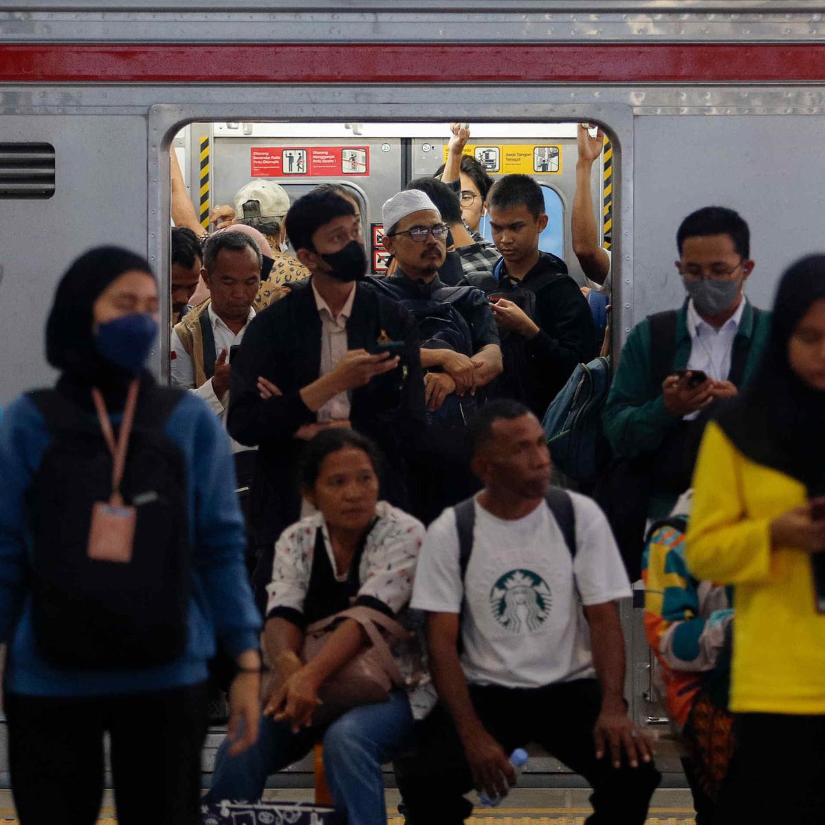 Rencana Kenaikan Tarif KRL Commuter Line