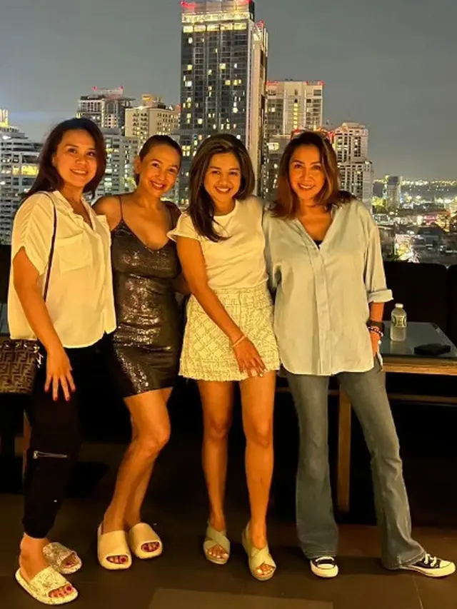 Kiki Fatmala mengunjungi Bangkok, Thailand. (Instagram @qq_fatmala)