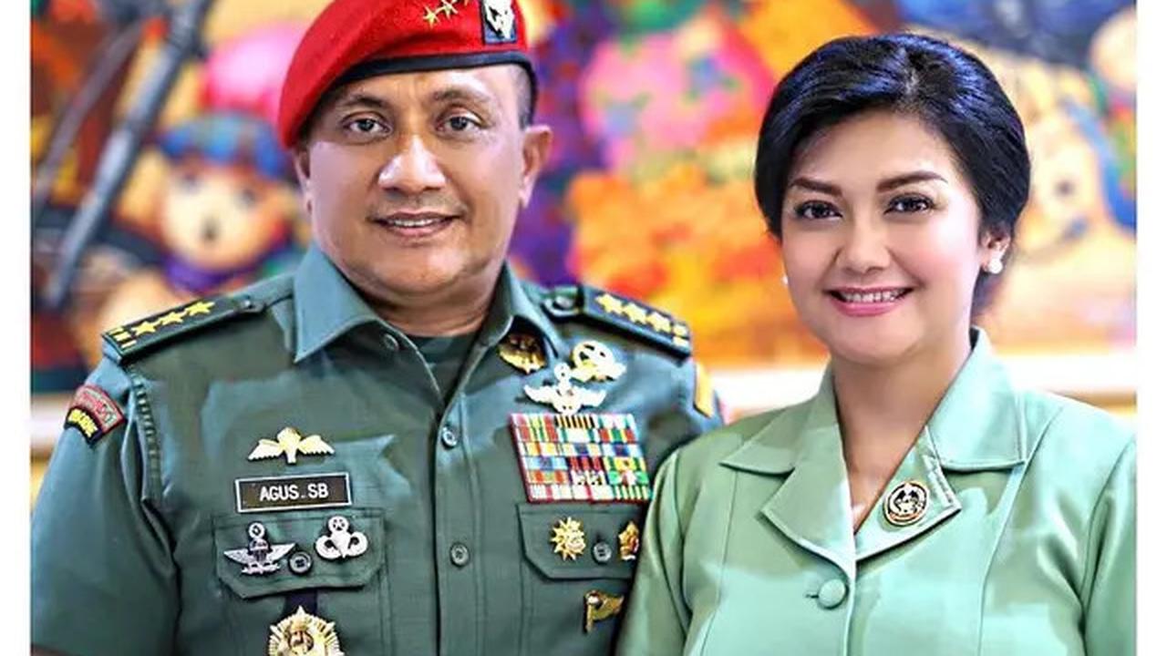 6 Potret Lawas Bella Saphira saat Pakai Seragam Ibu Persit, Elegan dan Berwibawa
