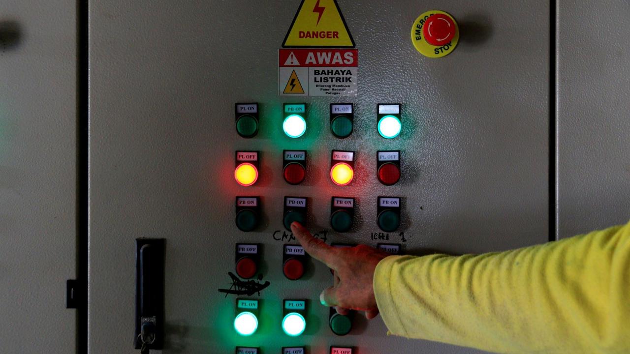 Penggilingan padi di Bekasi manfaatkan program Electrifying Agriculture PLN