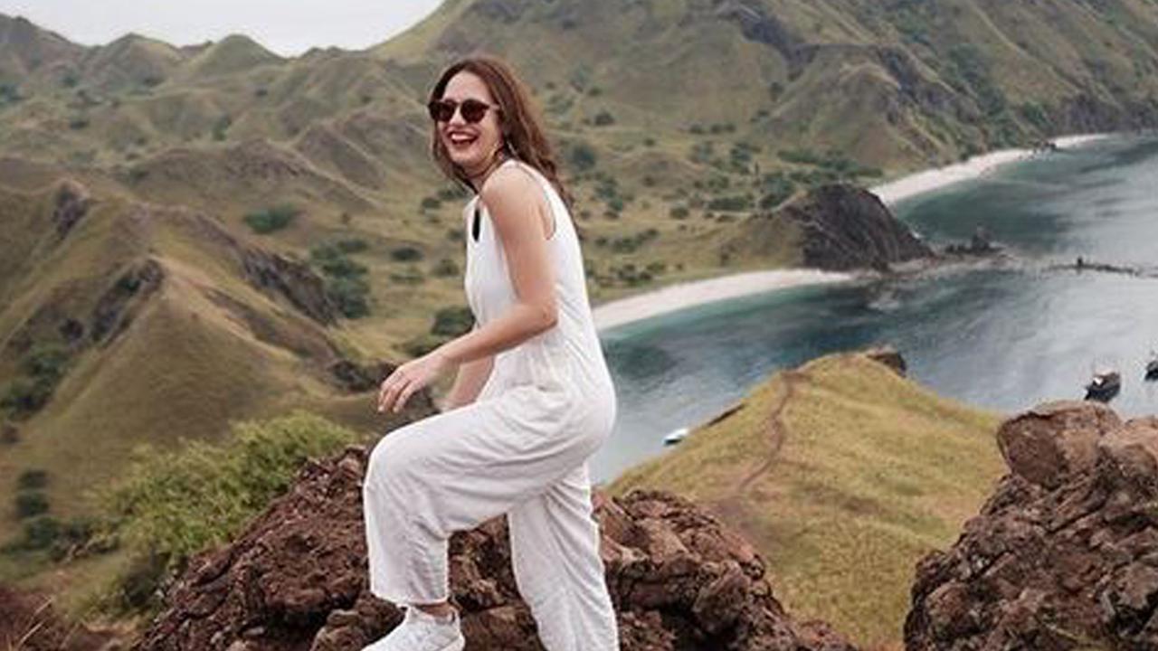 Cantiknya Pevita Pearce, Pemeran Sri Asih di Jagat Sinema Bumilangit