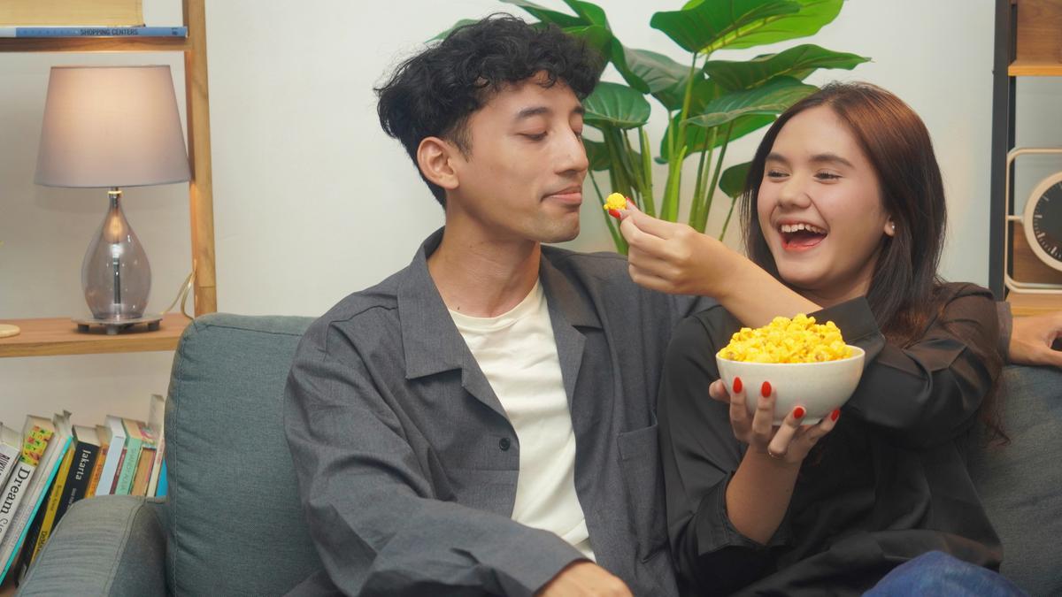 7 Sikap Sederhana yang Ternyata Membuat Pasangan Makin Cinta