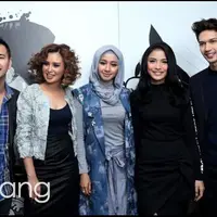 Bukan Bintang Biasa (BBB) kembali mengeluarkan single berjudul ‘Best Friend Forever’. Single ini kembali bercerita tentang persahabatan. Tetapi nampaknya ada sesuatu yang berbeda dan menarik dari BBB saat ini.