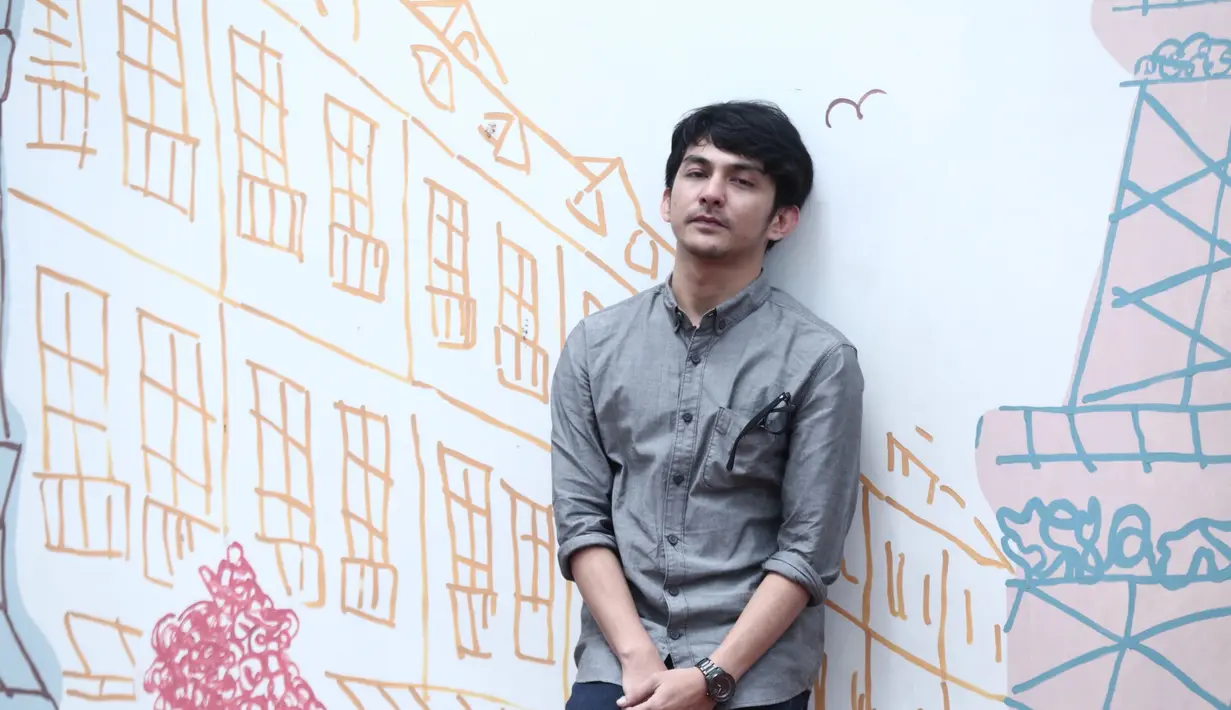 Cerita menarik dan unik yang membuat Yoga Pratama ikut terlibat dalam film Marlina The Murderer In Four Acts. Film yang merupakan perpaduan antara gaya timur dan  barat. (Galih W. Satria/Bintang.com)