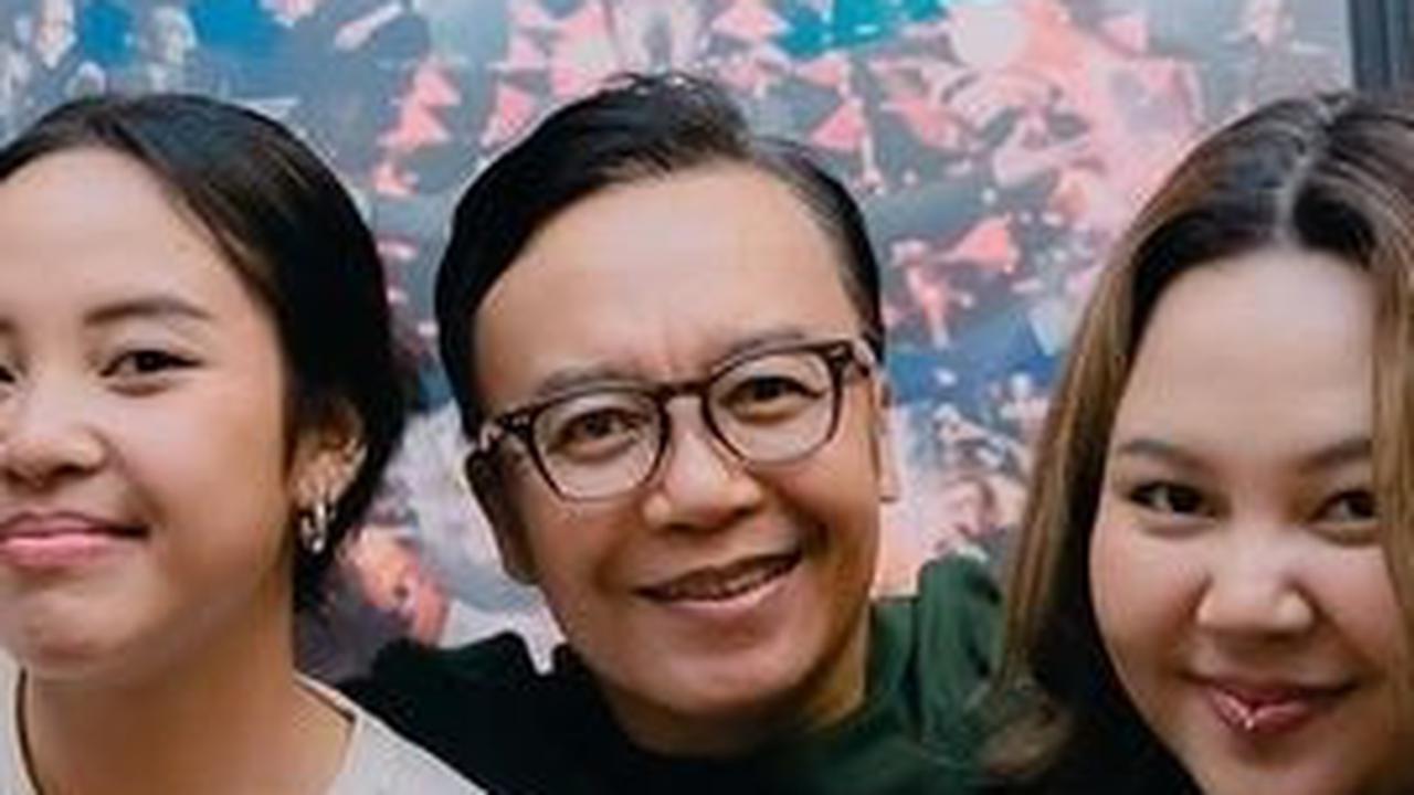 Foto-foto Kebahagiaan Ari Lasso di Momen Ultah ke-51, ini Kejutan Istimewa dari Anak-anak Tercinta