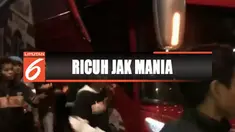 Jakmania kecewa usai Persija Jakarta ditahan imbang satu-satu oleh Bhayangkara FC.
