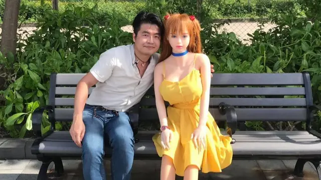 Xie Tianrong bersama Mochi