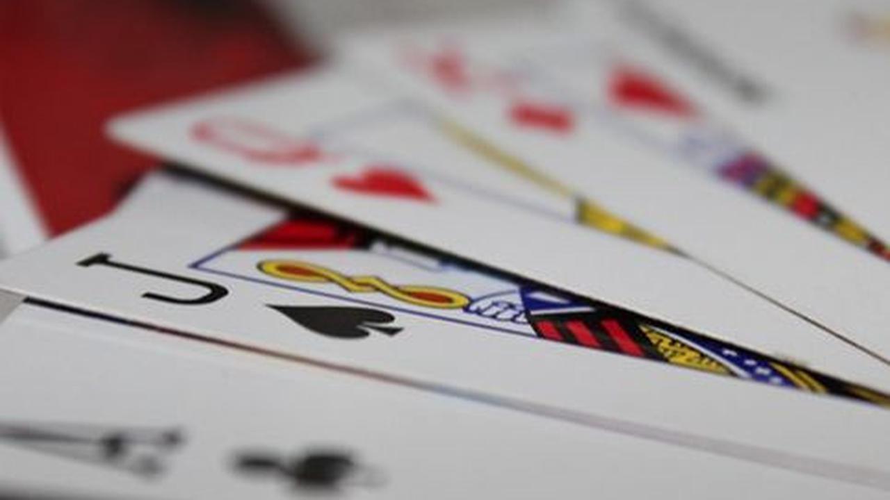 Semmy pun mengakui bahwa upaya tersebut belum dapat menuntaskan masalah judi online secara tuntas.&nbsp;<br>