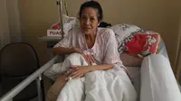bintang film panas era 80-an, Yenny Farida terbaring di rumah sakit (Liputan6.com/Zulfa Ayu Sundari)