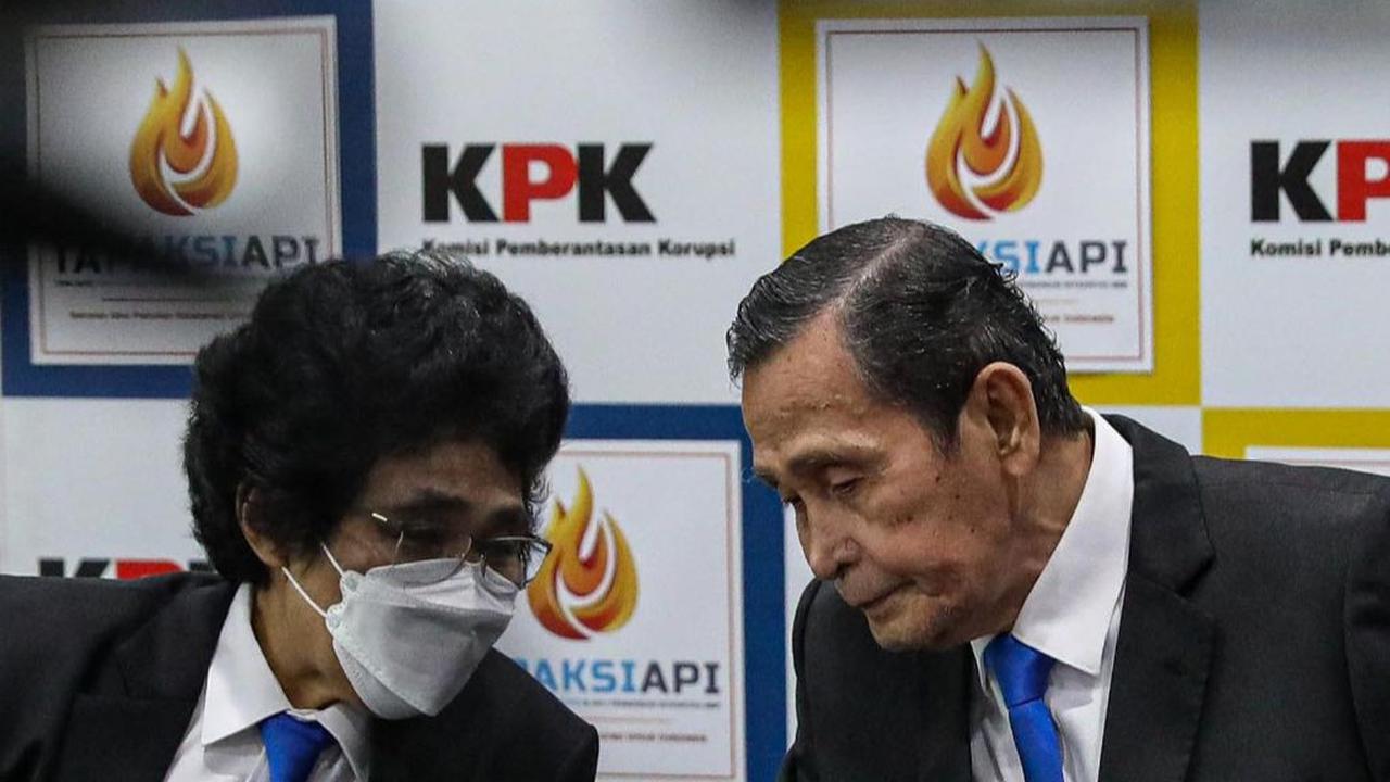 Sebanyak 90 pegawai Komisi Pemberantasan Korupsi (KPK) diduga terlibat kasus dugaan pungutan liar (pungli) di rumah tahanan (rutan) terancam dipecat.
