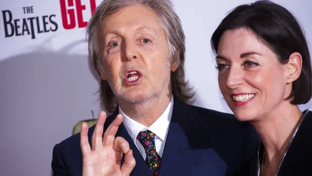 Paul McCartney dan Mary McCartney. (Joel C Ryan/Invision/AP)