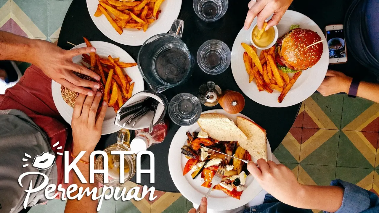 [bintang] Kata Perempuan: Bukber Saat Puasa, Penting atau Nggak?