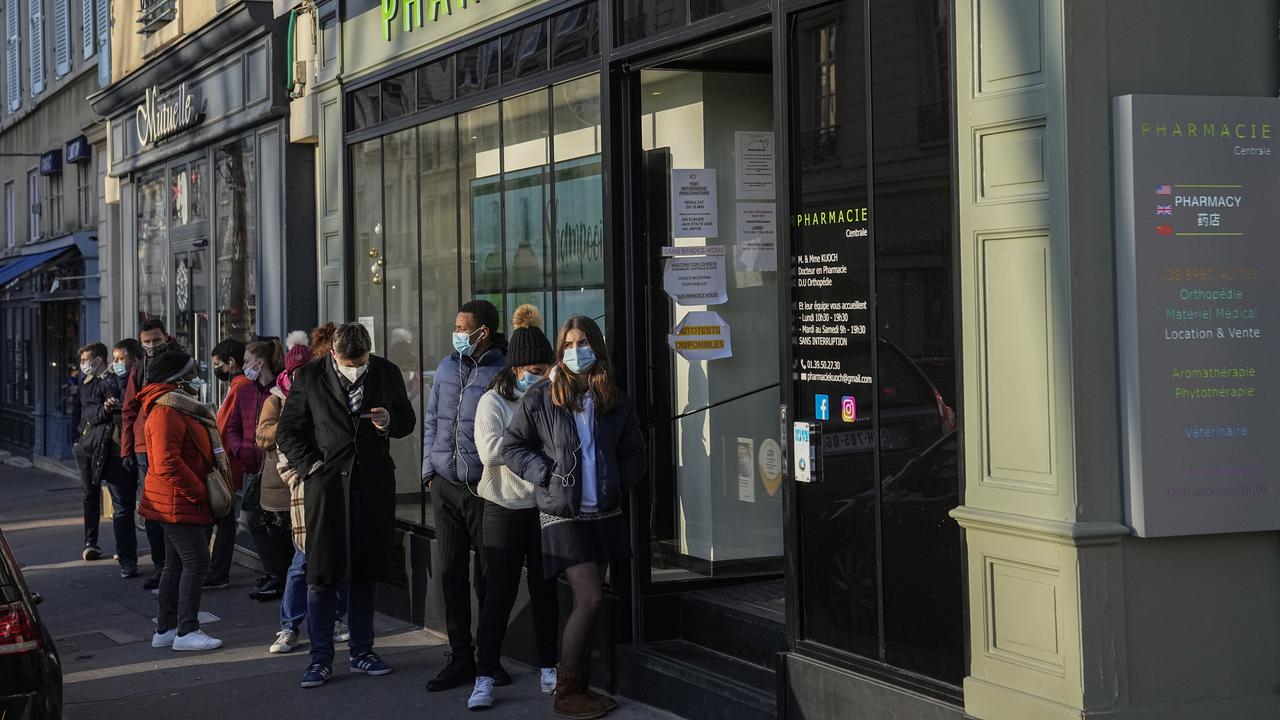 Prancis Targetkan Izin Vaksinasi COVID-19 Mulai Pertengahan Januari