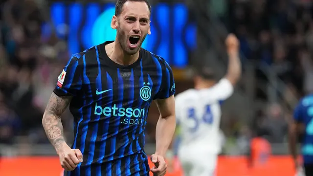 Inter Milan vs Como - Hakan Calhanoglu