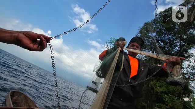 Nelayan Tradisional Danau Singkarak