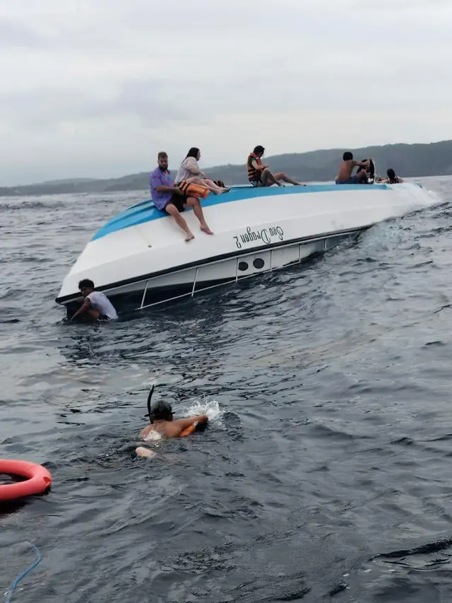 Turis Australia Tewas Usai Kapal yang Ditumpanginya Terbalik di Perairan Bali