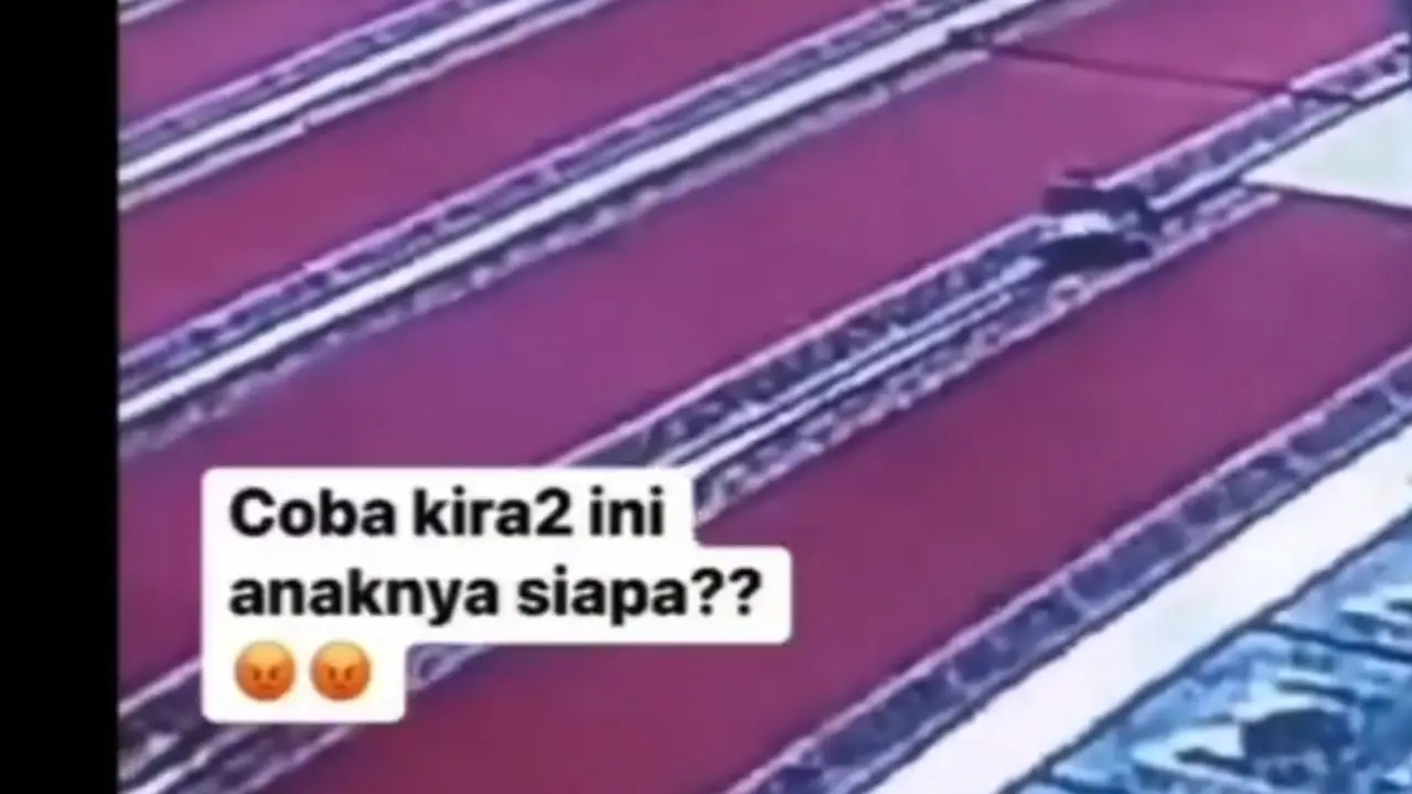 Seorang laki-laki terekam sedang melecehkan seorang wanita saat sedang salat
